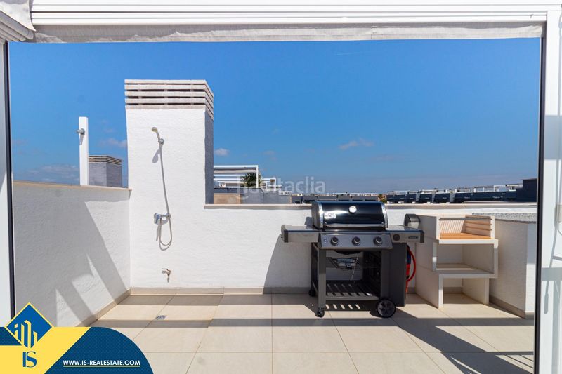 Foto e6221f74-c0c7-4661-8e07-e07e25a598ac. Àtic amb aparcament piscina a Playa Flamenca Orihuela