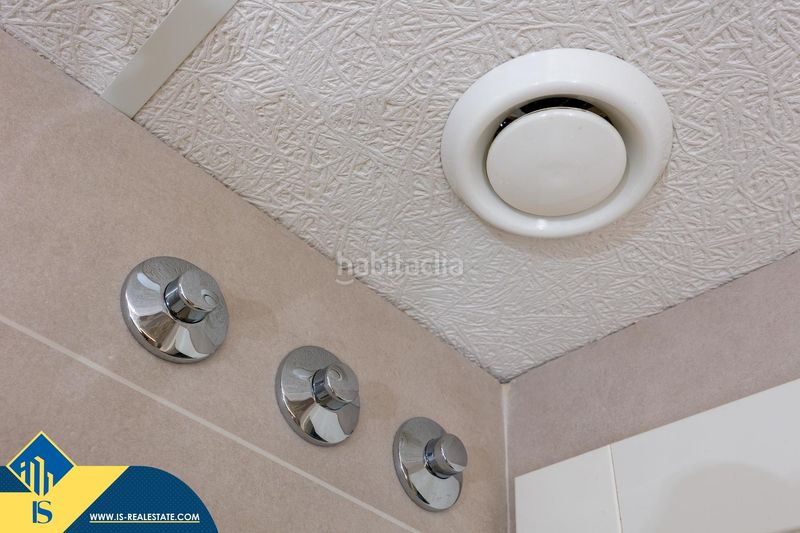 Foto a8b653c4-b650-46d8-a8a5-f4b48bdf3119. Pis amb aparcament piscina a Los Almendros Orihuela