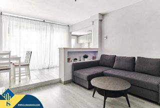 Piso en Zona Playa del Cura. Apartamento reformado con terraza, en la provincia de alicante,