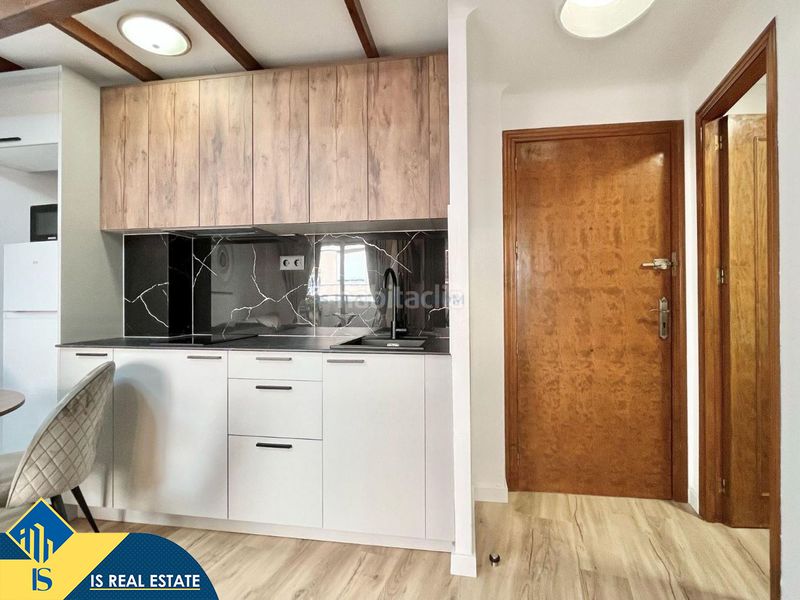 Foto b1eea026-f741-4d18-aeea-79a5c45f1e92. Apartament amb calefacció a Zona Playa de los Locos Torrevieja