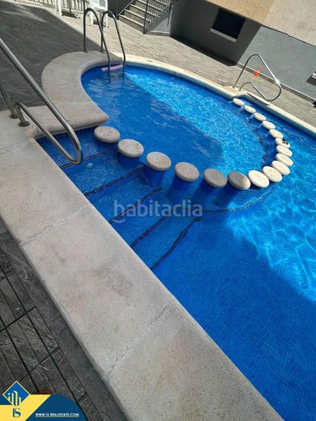 Foto 70906707-7807-432b-832a-f4dcc74ab6d2. Àtic amb piscina a Antonio Machado Torrevieja