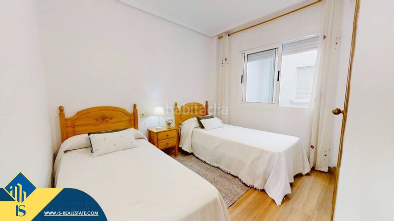 Foto 6b5ff00e-8461-4a43-9e49-2c4b8eb62a60. Pis amb aparcament a Antonio Machado Torrevieja