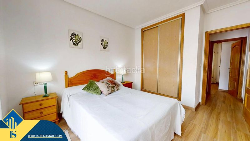 Foto c9ad3b97-4337-4f8e-9a76-949f8b2f43f0. Pis amb aparcament a Antonio Machado Torrevieja