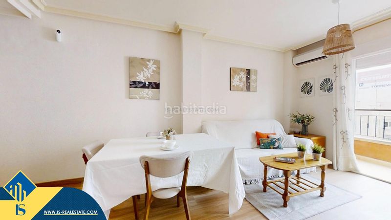 Foto faabc538-661a-417f-8de3-984c17889699. Pis amb aparcament a Antonio Machado Torrevieja