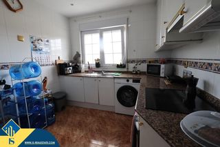 Attique à Nueva Torrevieja. Ático con terraza en la provincia de alicante, en la ciudad de t