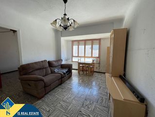 Apartament a Las Piscinas Naturales. Apartamento cerca del mar, en la provincia de alicante, en la ci