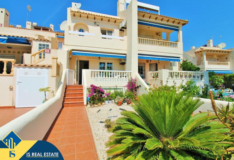 Foto ee03584c-cda2-41a9-8946-6628972f30ed. Reihenhaus mit kamin heizung parking pool in Lomas de Campoamor - Las Ramblas Orihuela
