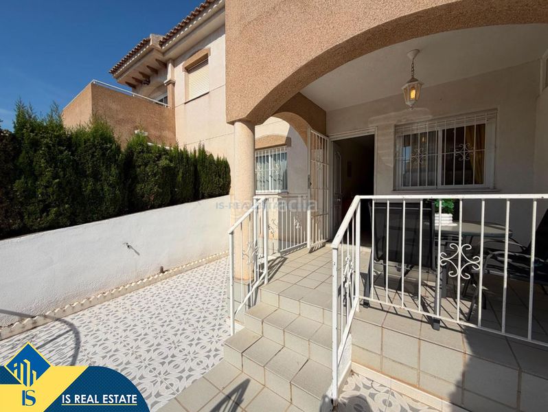 Foto 25914375-d91b-4359-b8ea-962d22308f5e. Casa amb calefacció aparcament piscina a Aguas Nuevas Torrevieja