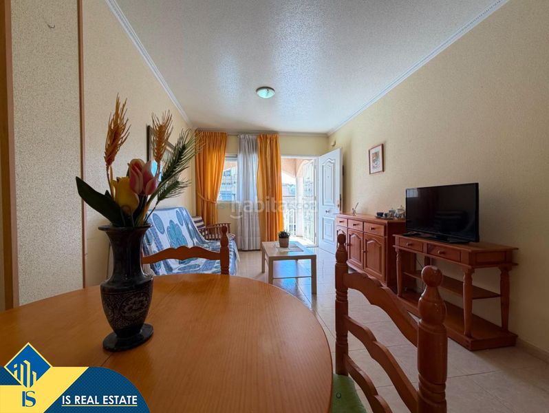 Foto 50fc7b20-2d2b-44aa-a167-e1694419686e. Casa amb calefacció aparcament piscina a Aguas Nuevas Torrevieja