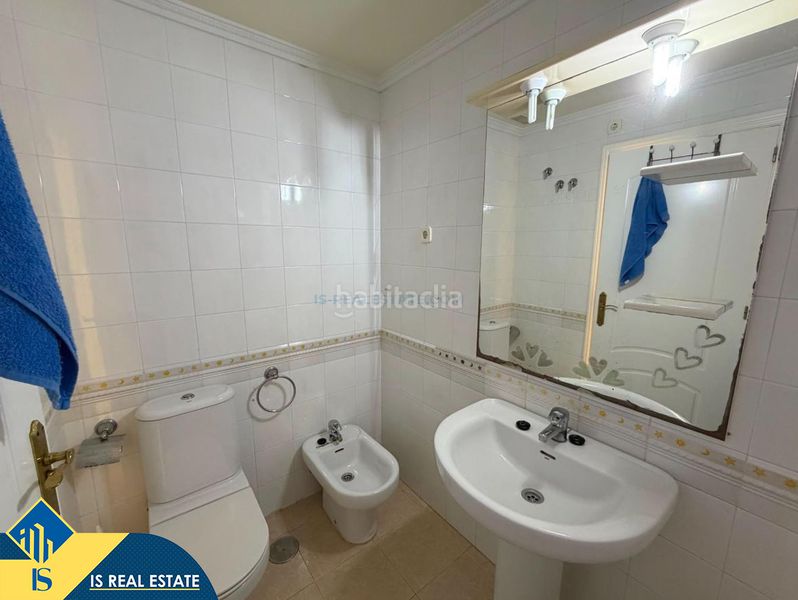 Foto c48a3461-1ffc-4984-8f41-8c11a8b84ffe. Casa amb calefacció aparcament piscina a Aguas Nuevas Torrevieja