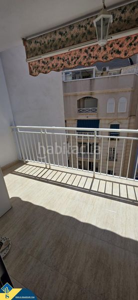 Foto b4481f8f-6108-4bc1-bab9-41e6684704a0. Pis a Zona Playa de los Locos Torrevieja