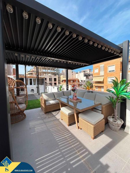 Foto 8bf6fccb-d012-4281-868d-cb839e066c12. Casa a Centro - Muelle Pesquero Torrevieja