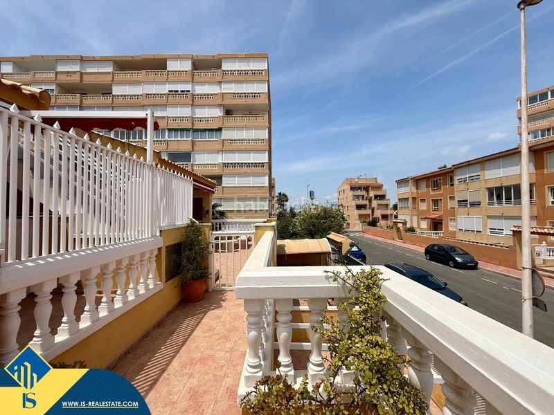 Foto b279317a-ed5c-482b-aa6e-a5d099c9a8e0. Àtic amb aparcament a Los Europeos Torrevieja