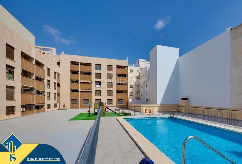 Foto e55ddda7-c9c5-40e3-9837-4215771da9ed. Pis amb aparcament piscina a Las Piscinas Naturales Torrevieja