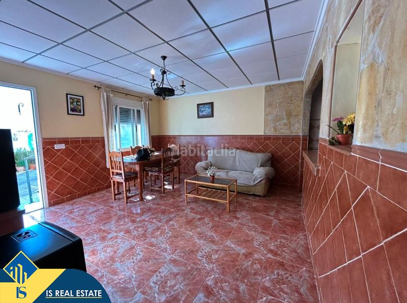 Foto 0e909329-ae60-47d4-95b2-66c087261af1. Casa amb calefacció aparcament a Centro Rojales