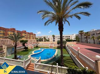 Apartament a El Molino. Apartamento con piscina comunitaria, en la provincia de alicante