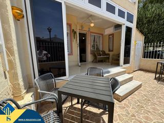 Pis a Centro - Muelle Pesquero. Apartamento con piscina comunitaria, en la provincia de alicante