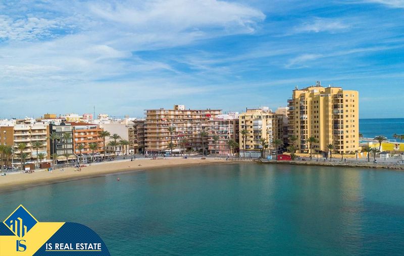 Foto 2bc54b60-a34d-41f9-99a5-5a0cb2f3659a. Àtic amb calefacció aparcament piscina a Las Piscinas Naturales Torrevieja