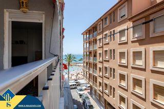 Pis a Centro - Muelle Pesquero. Apartamento con terraza, en la provincia de alicante, en la ciud