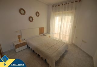 Apartament a Centro - Muelle Pesquero. Apartamento con terraza en la provincia de alicante, en torrevie