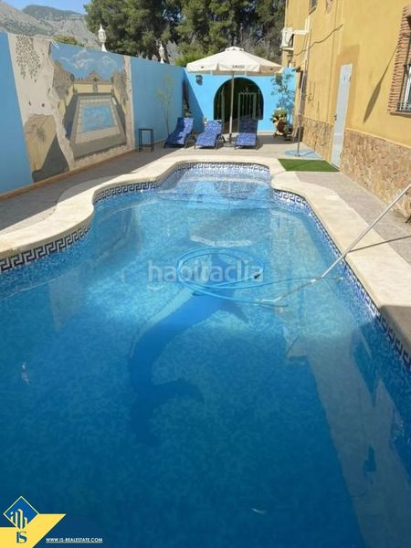 Foto f822b9e4-afad-44ec-9fe2-7e3f74712ab3. Xalet amb aparcament a Redován