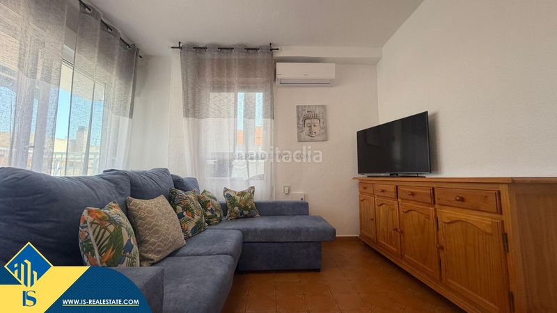 Foto 16f604aa-1cba-4b10-b16e-925a90680988. Àtic a Zona Playa de los Locos Torrevieja