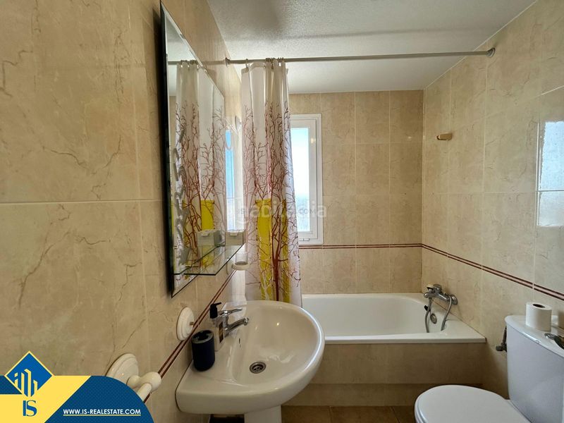 Foto 2c16549a-7800-4f85-8f55-353c27847611. Casa amb aparcament piscina a Aguas Nuevas Torrevieja