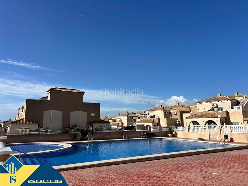 Foto e1584937-dcf6-4b10-b6cc-1006b808453c. Casa amb aparcament piscina a Aguas Nuevas Torrevieja