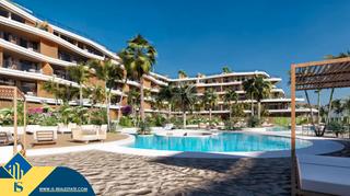 Pis a Santa Eulària des Riu. Apartamentos en construcción con piscina compartida, islas balea