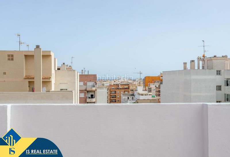 Foto 4eb184bb-b976-4855-9a3f-a3d9a91a998d. Àtic amb calefacció piscina a Centro - Muelle Pesquero Torrevieja