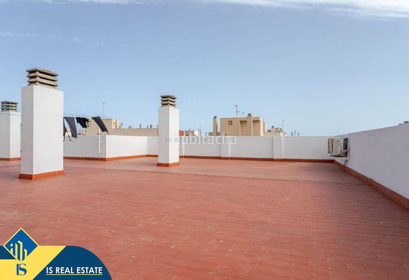Foto a2f05e1f-b955-45bd-b3cf-07329b9f713b. Àtic amb calefacció piscina a Centro - Muelle Pesquero Torrevieja