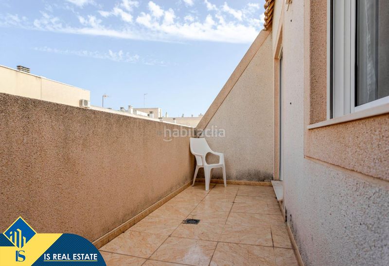 Foto d4fae1cf-dfd6-485d-9b64-cfc50b9dcc3e. Àtic amb calefacció piscina a Centro - Muelle Pesquero Torrevieja