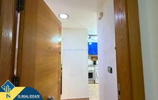 Apartament a Centro - Muelle Pesquero. Apartamento con terraza en la provincia de alicante, en torrevie