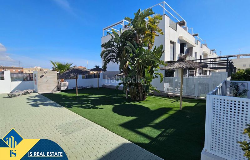 Foto 54aab2c4-1be4-4b07-8a27-f8fa00569716. Ático  con piscina comunitaria, en la provincia de alicante, en la ciudad de orihuela costa. 2 habitaciones | 61 m² | 3 kilómetros en Pilar de la Horadada