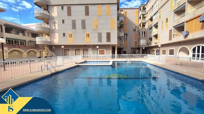 Foto 7e333827-8484-4054-8a89-9de5a919e82f. Pis amb piscina a Gaspar Perelló Torrevieja