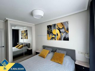 Apartamento en El Molino. Apartamento con piscina comunitaria, en la provincia de alicante