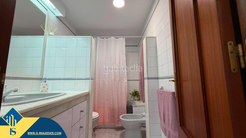 Foto f5b63a25-aba4-4fa7-b3f6-61e6a5349be8. Pis amb piscina a Aguas Nuevas Torrevieja