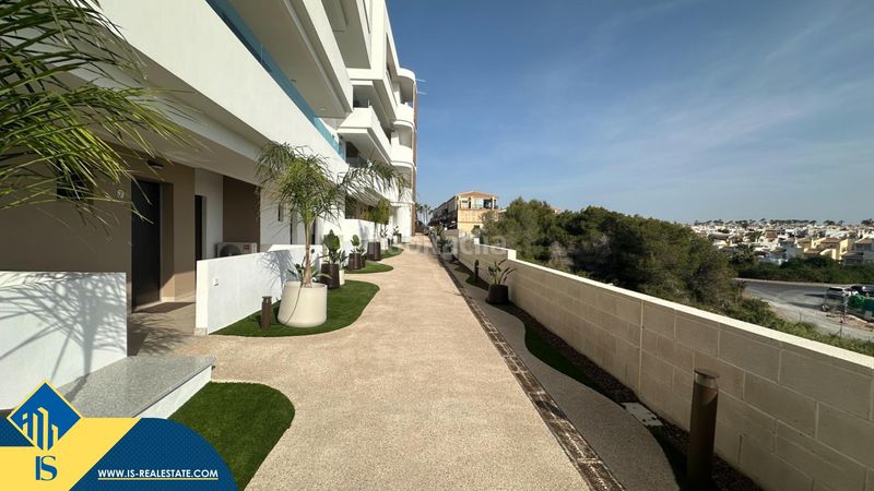 Foto dc997399-6b24-49a5-8f77-8cb70d966668. Pis amb piscina a Playa Flamenca Orihuela