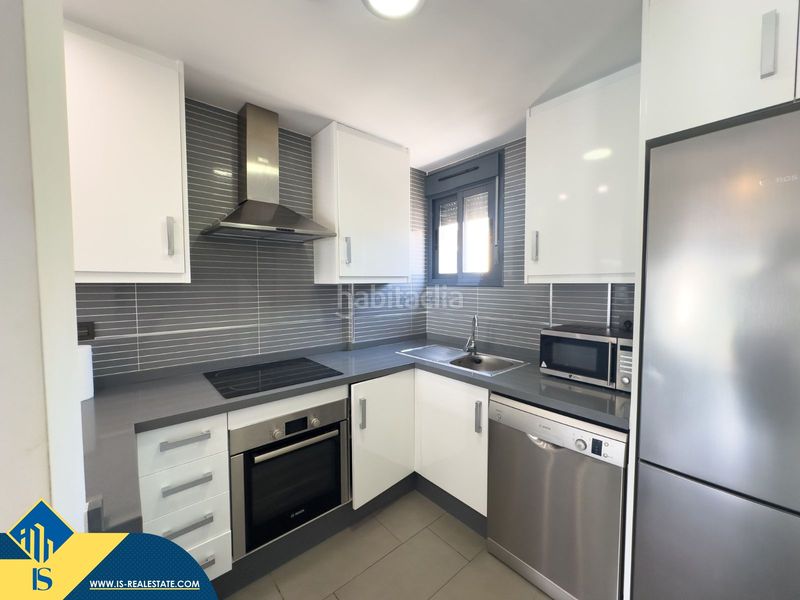 Foto 252f7387-2e22-4a32-bd50-734901efbbba. Casa amb piscina a La Zenia Orihuela