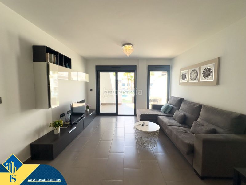 Foto dd02ba6c-baca-4633-b73b-37f3f743fe7b. Casa amb piscina a La Zenia Orihuela