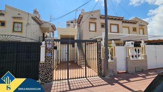 Casa a Zeniamar - Horizonte - La Campana. Bungalow con piscina comunitaria, en la provincia de alicante, e