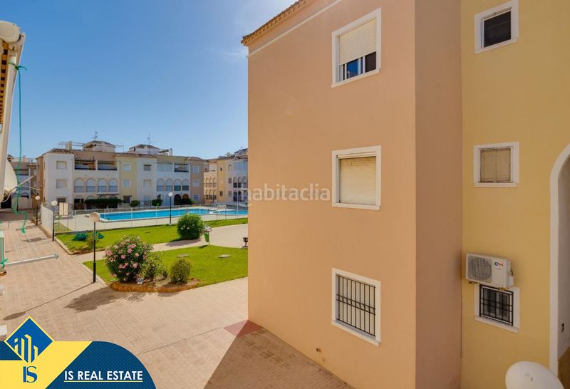 Foto 7c0a1ee0-13f9-455d-923c-7c36bf95c248. Casa amb calefacció piscina a La Veleta Torrevieja