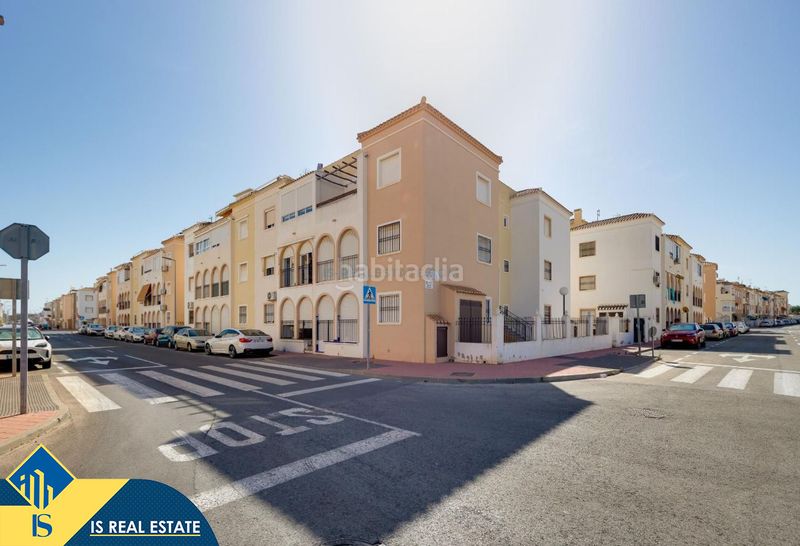 Foto 87a6c164-03a2-48c7-8a9b-8725a6120708. Casa amb calefacció piscina a La Veleta Torrevieja