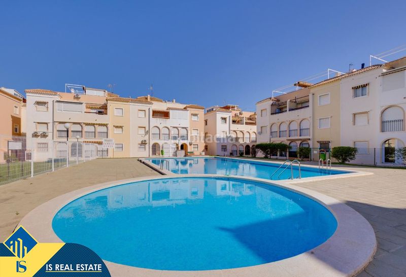 Foto b0f56e3b-8b35-446d-b8a9-5039e7cae391. Casa amb calefacció piscina a La Veleta Torrevieja