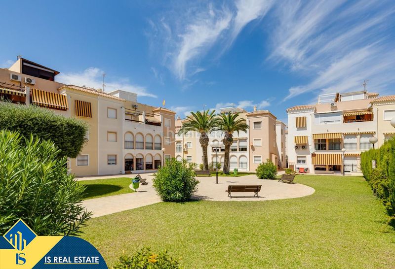 Foto df7d23a2-ea26-4417-be72-43dd239c1699. Casa amb calefacció piscina a La Veleta Torrevieja