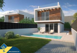 Xalet a Los Almendros. Casas con piscina privada en construcción en orihuela costa, pro