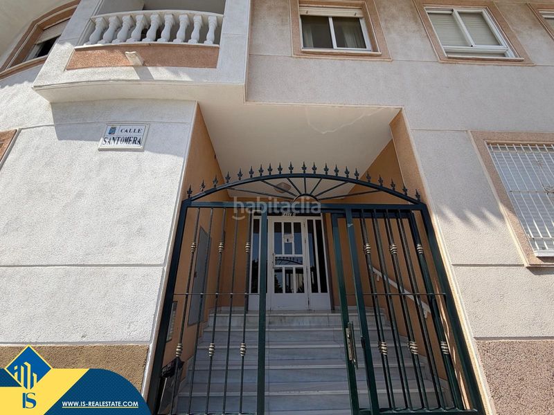 Foto d0648726-0e49-4956-b510-4ae415e00628. Àtic amb piscina a El Acequión Torrevieja