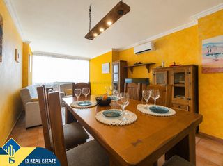 Apartament a Playa de los Náufragos. Apartamento con piscina comunitaria, en la provincia de alicante