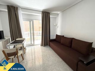 Studio in Avenida Habaneras - Curva de Palangre. Estudio con terraza, en la provincia de alicante, en la ciudad d
