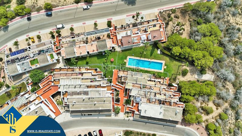 Foto a50dc7f3-5746-4fbd-abaf-01a299c4fc11. Pis amb aparcament a Lomas de Campoamor - Las Ramblas Orihuela